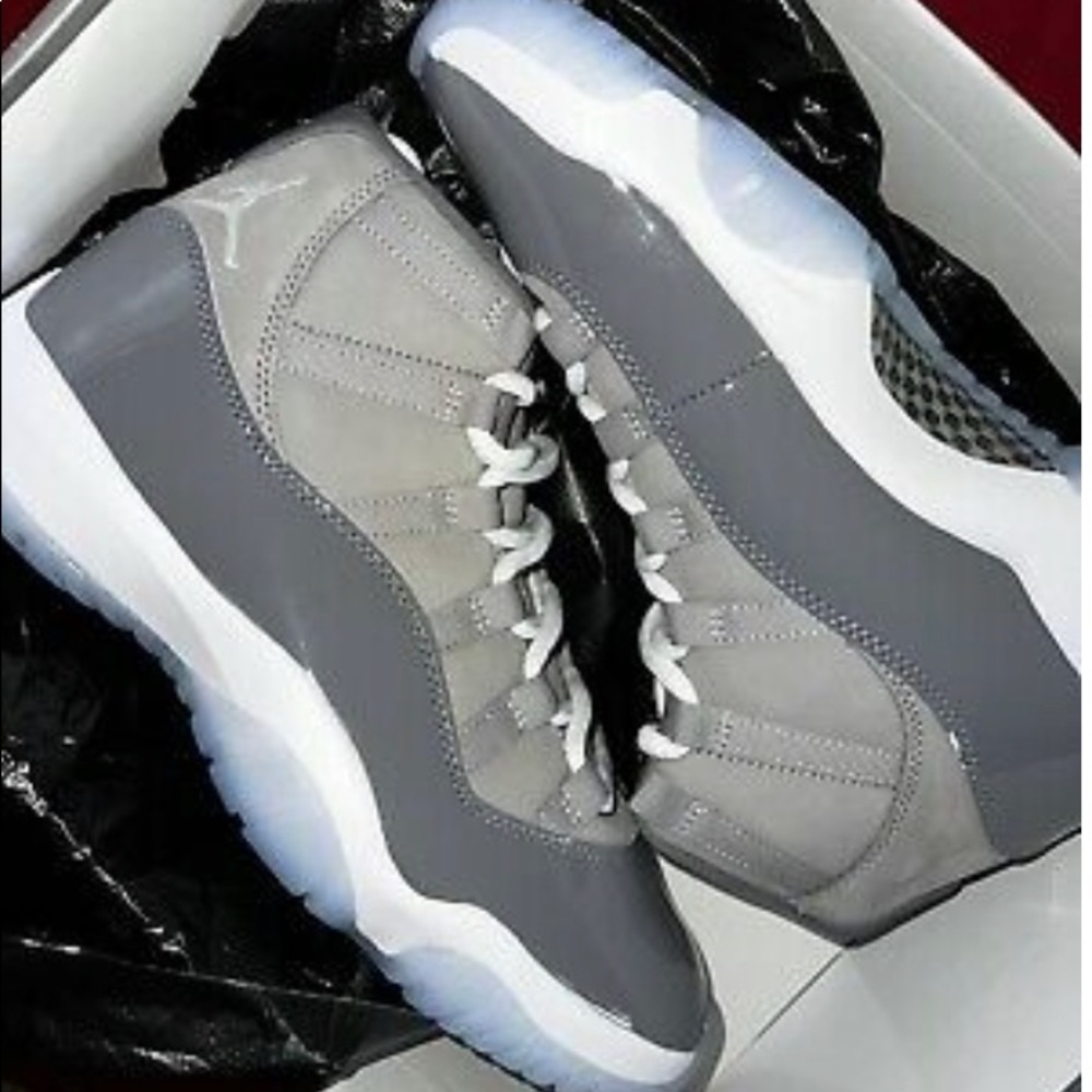 Jordan cool grey 11